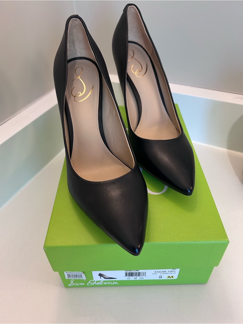 Sam Edelman Hazel Black Pointed-Toe Leather Pumps